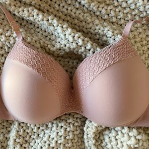 Victoria’s Secret Incredible by Victoria’s Secret Perfect Shape 36D